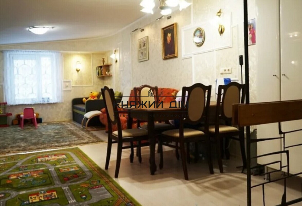 Продаж 3 поверхового будинку з ремонтом і ділянкою. № 2211621 Київ - фото 20