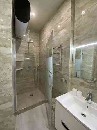 Оренда Квартира 1-кімнатна, 9/32 поверх на ул. Жилянская Киев