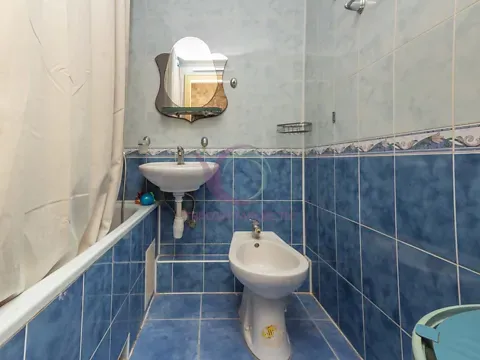 For rent 3-room Apartment 70 sq.m Героїв Крут бульвар 14 Chernivtsi - photo 6