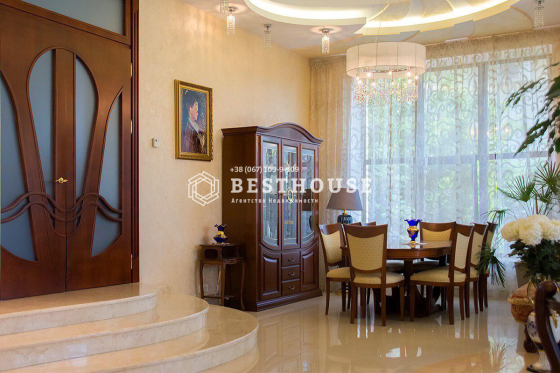 Продаж Будинок Odessa