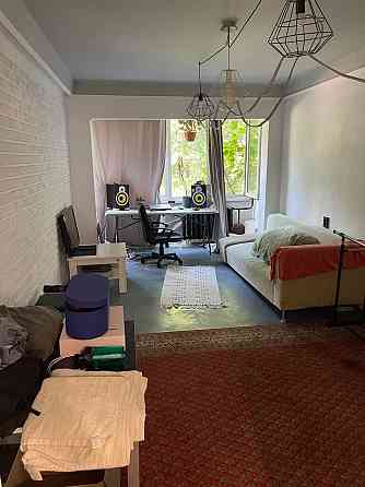 Продаж Квартира 2-кімнатна, 1/10 поверх на Борщагівська вул., д. 139/141 Київ