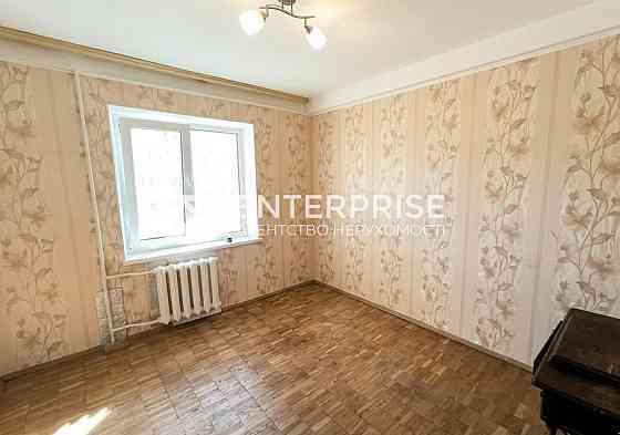 Продаж Квартира 3-кімнатна, 6/9 поверх на вул. Шулявская Київ