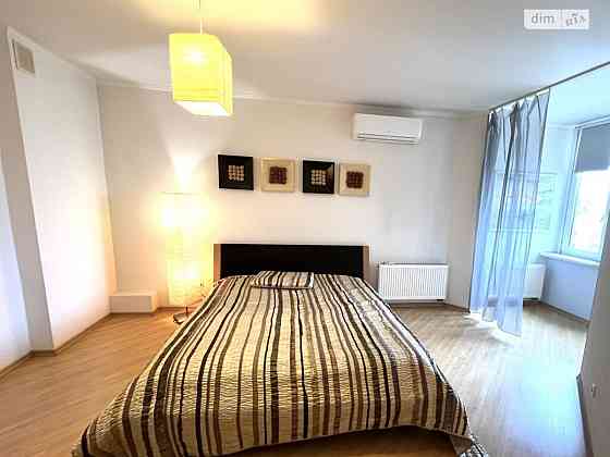 Оренда Квартира 1-кімнатна, 11/24 поверх на вул. Велика Китаївська, 10А Киев