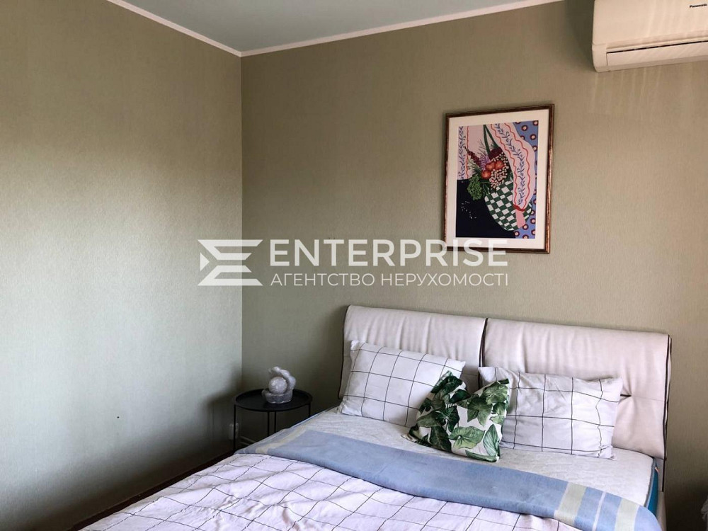 Продаж Квартира 3-кімнатна, 3/9 поверх на вул. Набережна Переяславське - фото 2