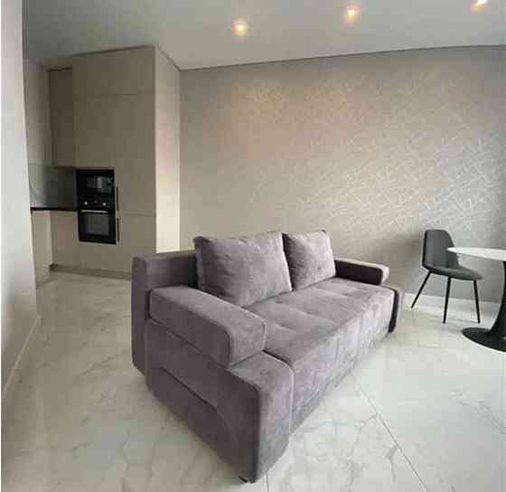 Оренда Квартира 1-кімнатна, 25/26 поверх на пр. Николая Бажана Kiev