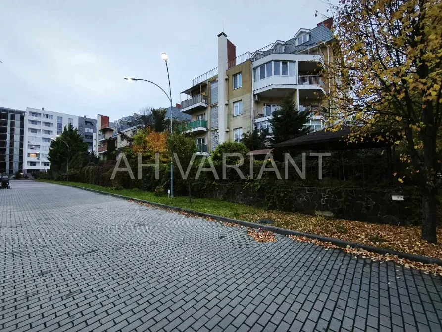 Продаж 3к Квартира 89 кв.м Возз'днання 17 Ужгород - фото 20