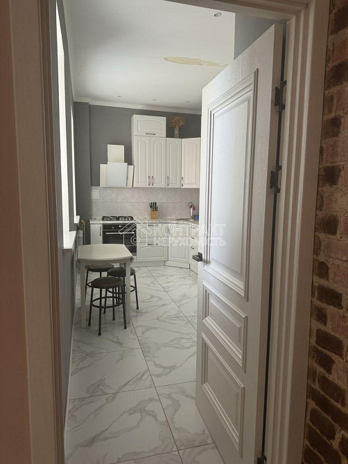 Продаж Квартира 4-кімнатна, 2/4 поверх на вул. Героїв Харкова Харків - фото 2