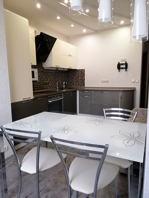 Оренда Квартира 2-кімнатна, 18/18 поверх на Анны Ахматовой ул., 31 Київ - фото 1