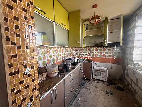 Продаж Квартира 3-кімнатна, 9/9 поверх на вул. Бучми Kharkiv