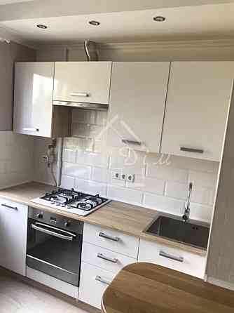 Оренда Квартира 2-кімнатна, 2/9 поверх на Приозерна вул., 2 Київ