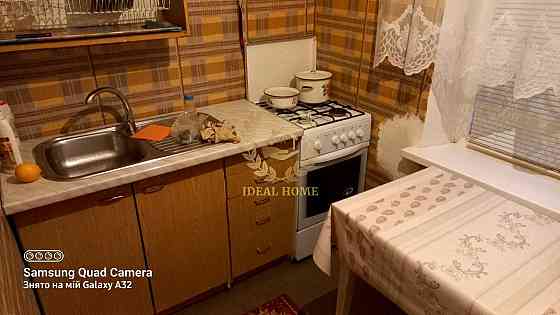 Продаж Квартира 1-кімнатна на Радужная ул., 13В Київ