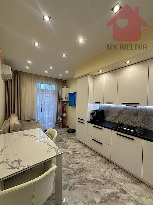 Продаж Квартира 1-кімнатна, 2/3 поверх на Хіри О. Ужгород - фото 1