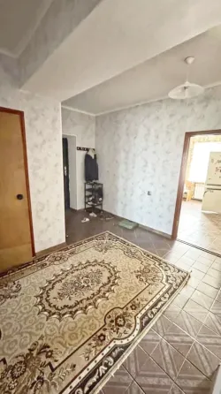 For sale 3-room Apartment 84 sq.m вулиця Центральна, 39 Odessa