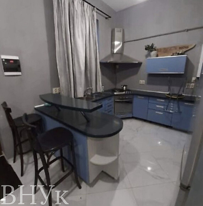 Продаж Квартира 3-кімнатна, 2/4 поверх на Петефі пл. Uzhhorod - photo 2