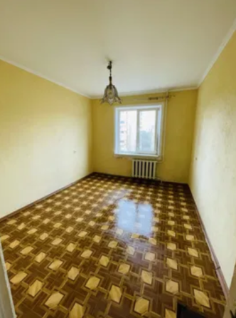 Продаж Квартира 2-кімнатна на ул. Генерала Бочарова, 43 Odessa