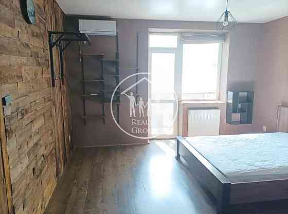 Продаж 1к Квартира 48 кв.м Малоголосківська вул., 8 L'viv