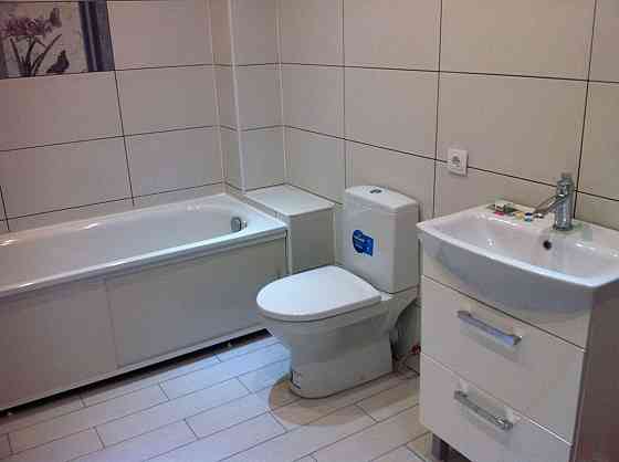 Оренда Квартира 1-кімнатна, 19/25 поверх на просп. Алішера Навої, 69 Kiev