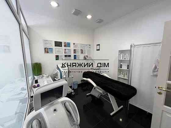 Продаж офісне приміщення на Срибнокильская ул. поверх - 1/25 Киев