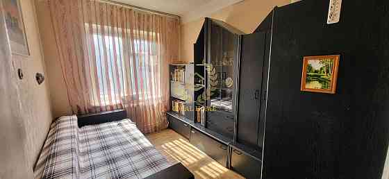 Продаж Квартира 2-кімнатна, 3/5 поверх на Академика Шалимова ул., 13А Kiev