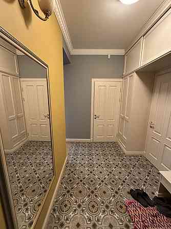 Продаж Квартира 3-кімнатна, 1/5 поверх на Миколи Міхновського вул., д. 14 Київ