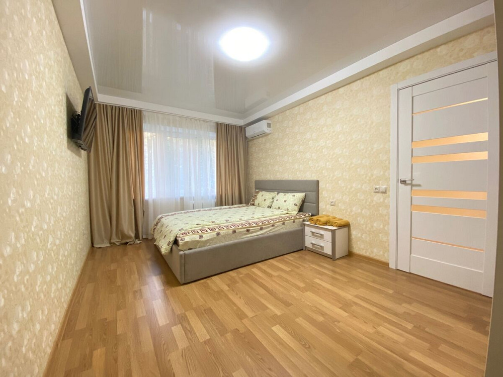 Оренда Квартира 1-кімнатна, 1/5 поверх на Дарницький бульвар, 11 Киев - изображение 2