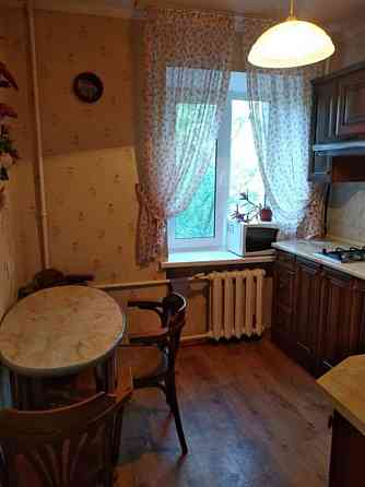 Оренда Квартира 1-кімнатна, 2/5 поверх на проспект Повітряних Сил, 74 Kiev