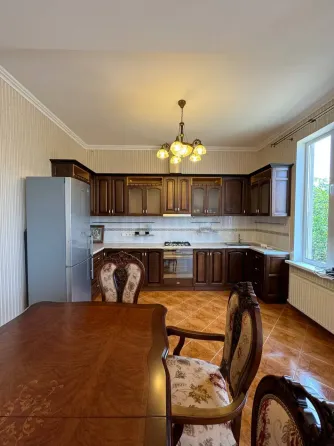 Продаж 2-поверховий Будинок з ділянкою 7 сот 231 кв.м 5 кімн. на Дачна Одеса