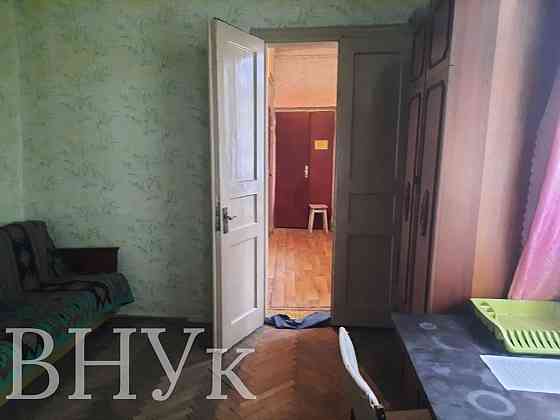 Продаж Квартира 3-кімнатна, 2/2 поверх на Площа Данила Галицького Львів