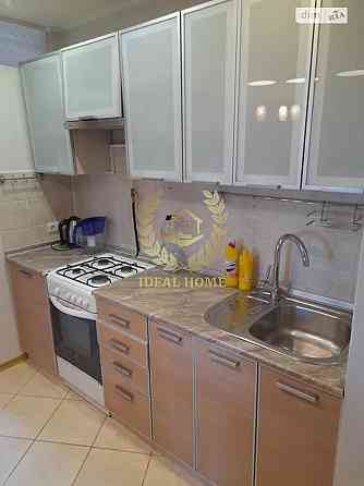 Продаж Квартира 2-кімнатна на Кустанайская ул., 2 Київ