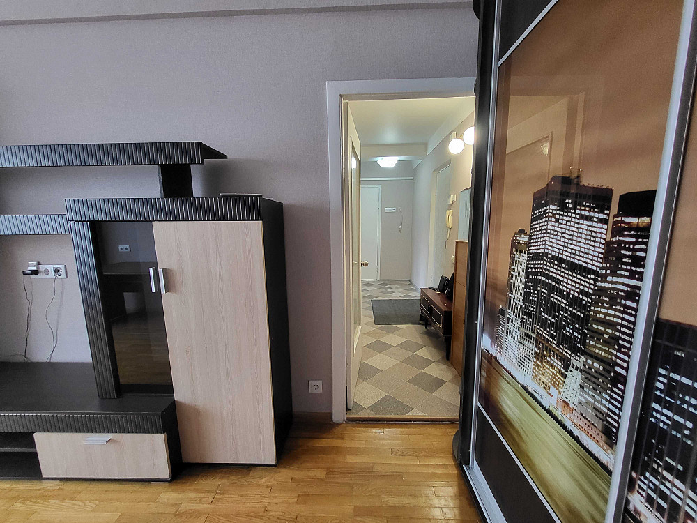 Продаж Квартира 2-кімнатна, 8/9 поверх на Коновальця Євгена вул., д. 37 Киев - изображение 3