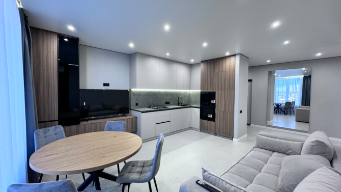 For sale 2-room Apartment 72.8 sq.m вулиця Незалежності, 192 Ivano-Frankivs'k - photo 1