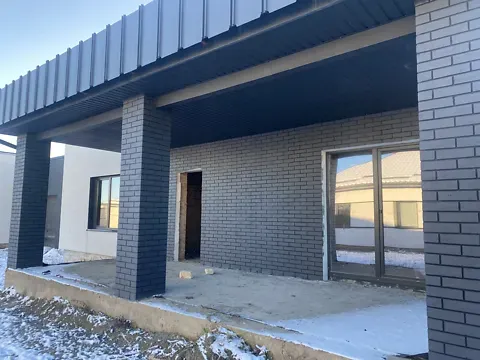 Продаж 1-поверховий   160 кв.м 3 кімн. на Кулика і Гудачека (Макарова) вулиця Рівне - фото 2