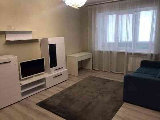 Оренда Квартира 2-кімнатна, 2/9 поверх на Героїв Дніпра, 36 б Kiev