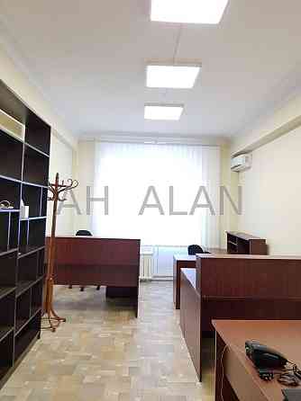 Оренда Будинок 3-кімнатний на Велика Васильківська вул., 16 Київ