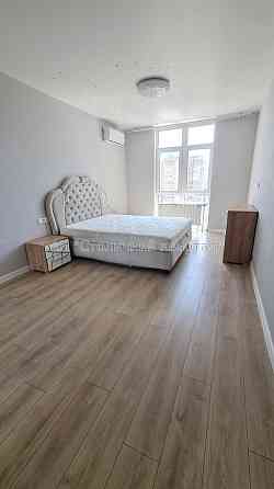 Продаж Гараж/паркомісце на Микільсько-Слобідська вул., 10 22/26 поверх Київ