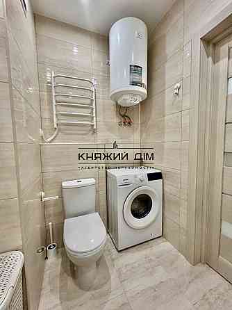 Оренда Квартира 1-кімнатна, 17/25 поверх на вул. Всеволода Змієнка Kiev