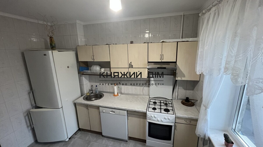 Оренда Квартира 3-кімнатна, 6/9 поверх на Бажана Николая просп. Київ - фото 11