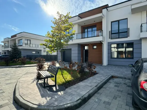 Продажа 2-этажный Дуплекс с участком 3.26 сот 157.3 кв.м 3 комн. на вулиця Шевченка, 22 Ивано-Франковск