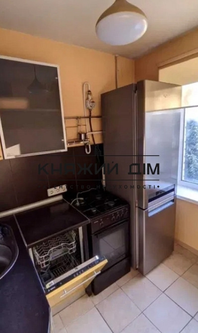 Продаж 2 кімнатної роздільної квартири КОД 21146112 Київ - фото 3