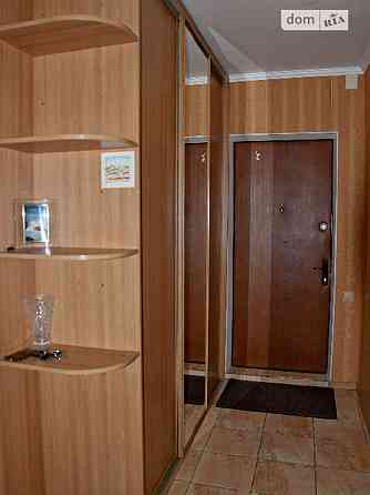 Оренда Квартира 1-кімнатна, 16/18 поверх на ул. Соломии Крушельницкой Kiev