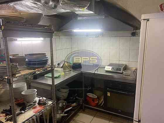 Оренда заклад громадського харчування на вул. Дерибасівська поверх - 1/3 Одеса