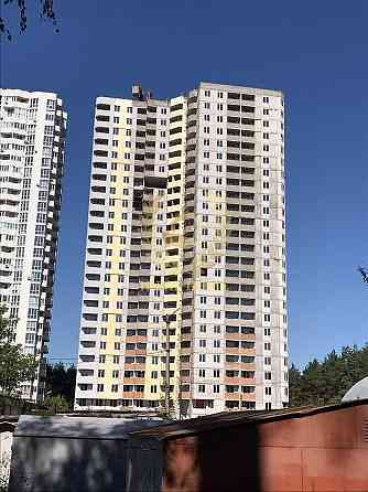 Продаж Квартира 2-кімнатна на Светлая ул., 3 Киев