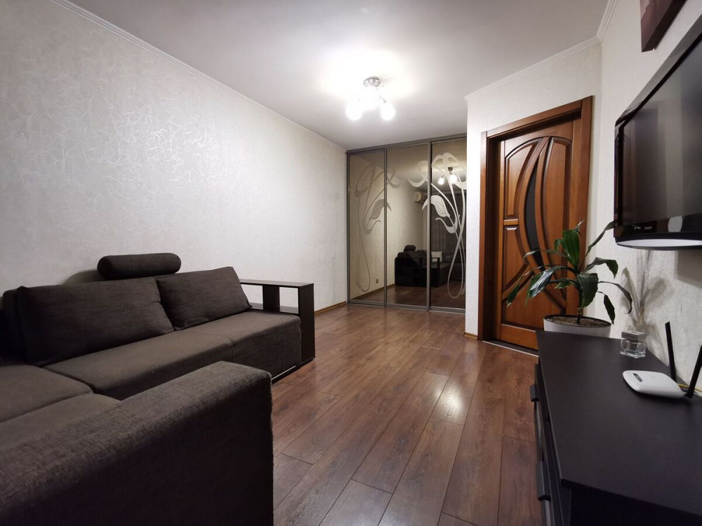 Оренда Квартира 1-кімнатна, 9/9 поверх на вул. Сергія Берегового, 2/6 Київ - фото 1