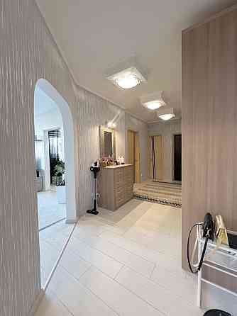 Продаж Квартира 2-кімнатна, 7/17 поверх на Касіяна Василя вул., д. 2/1 Київ