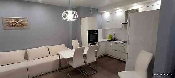 Оренда Квартира 1-кімнатна, 16/22 поверх на Зарічна, 3а Київ