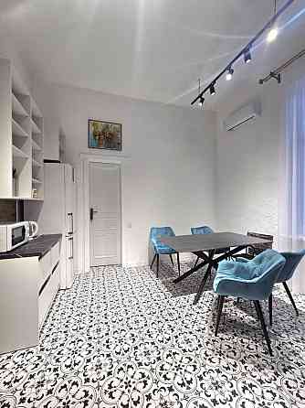 Продаж Квартира 3-кімнатна, 1/3 поверх на Мазепи Гетьмана вул., 36 Ivano-Frankivs'k