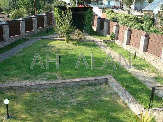 Продаж Будинок 7-кімнатний на Добросусідська вул., 1 Київ