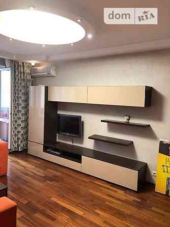 Оренда Квартира 2-кімнатна, 4/10 поверх на ул. Михаила Драгоманова, 9 Київ