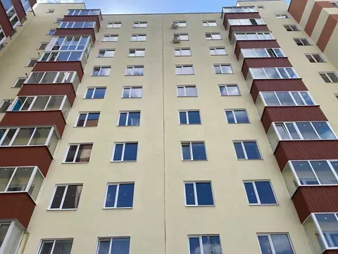 Продаж 2к Квартира 77.25 кв.м Миру вулиця 32 Полтава - фото 1