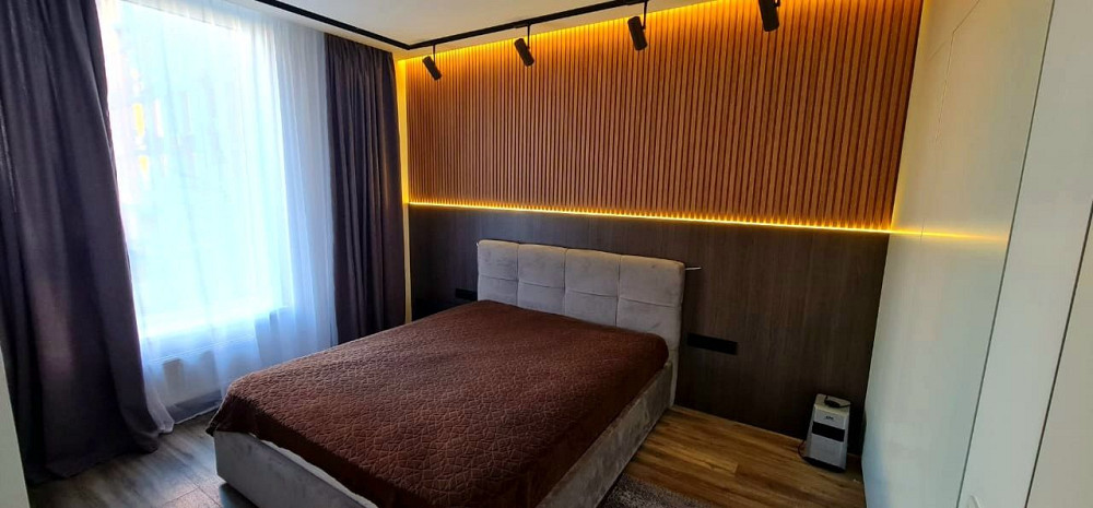 Продаж Квартира 3-кімнатна, 2/12 поверх на Регенераторна вул., д. 4 Київ - фото 1